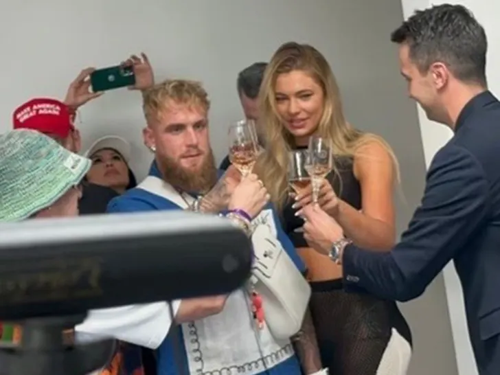 Jake Paul Arrasa no After-Party com Look Estiloso Após Vitória Contra Mike Tyson 🥊🎉