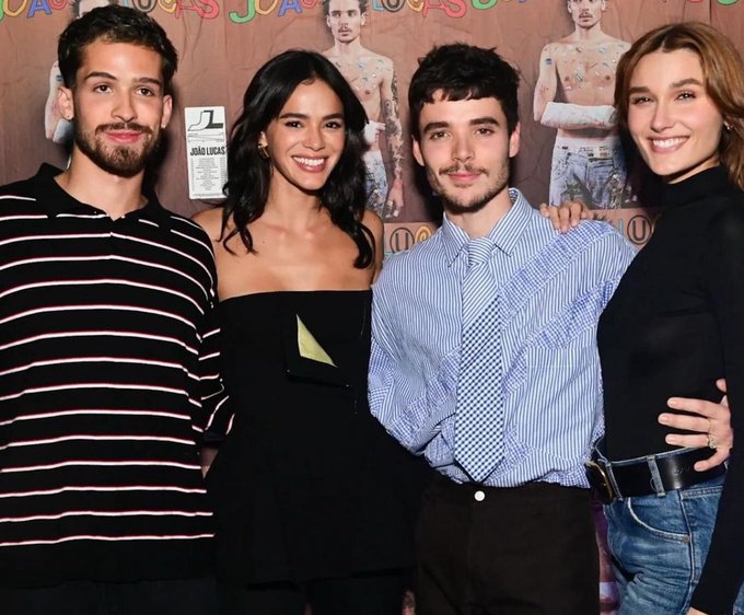 Bruna Marquezine, João Guilherme, Sasha Meneghel e João Lucas juntos em evento em São Paulo