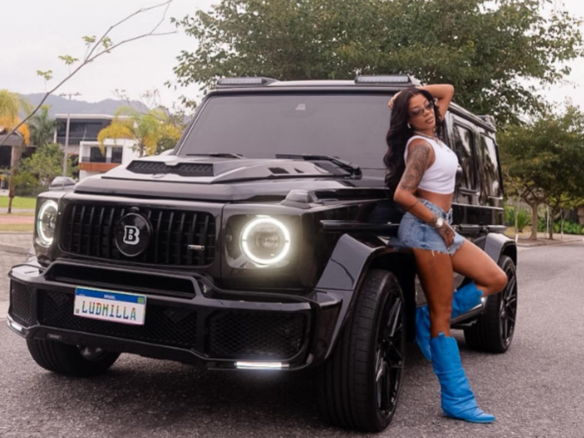 Ludmilla arrasa e exibe novo carro de luxo de R$ 4 milhões: “Mais um sonho realizado!”