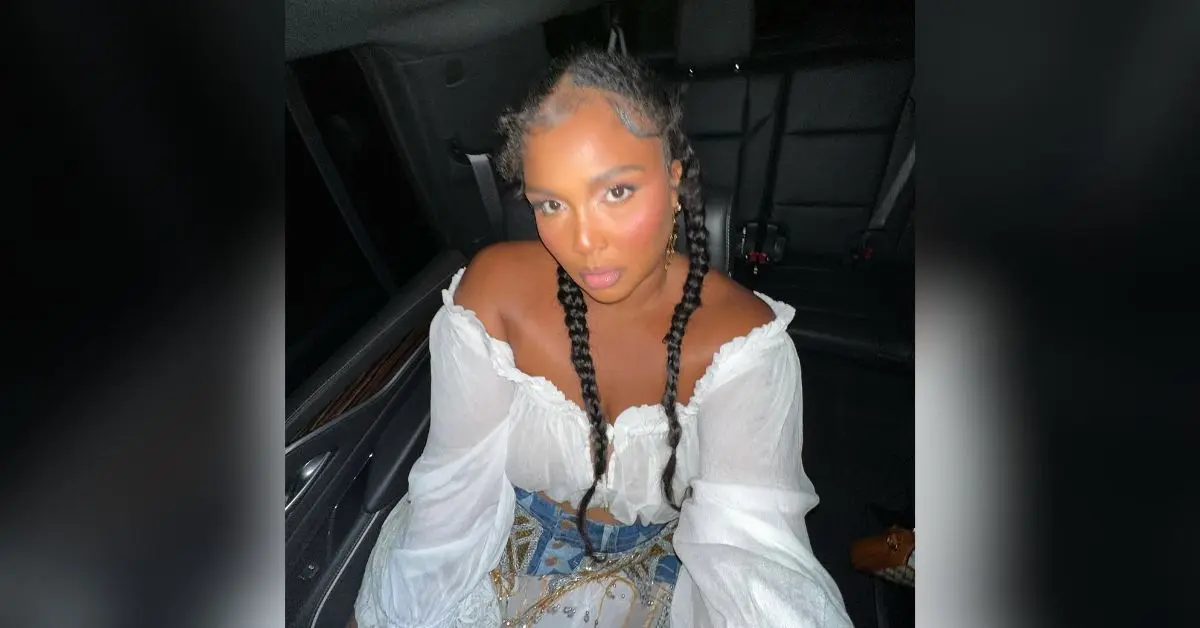 Lizzo surpreende fãs ao exibir visual mais magro e tranças milkmaid